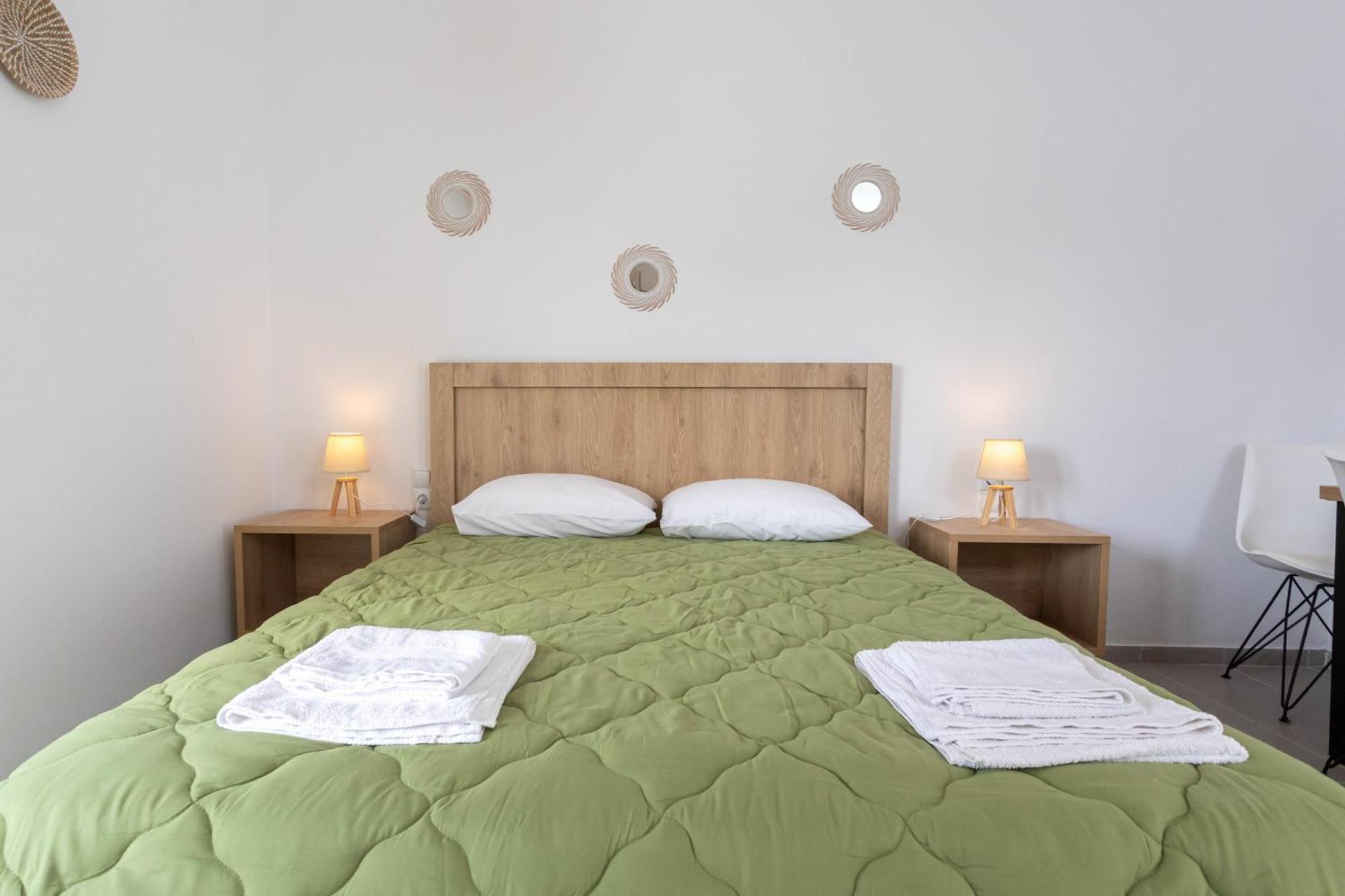 Dionysiasea 1 - Cozy Escape Steps From The Beach! Gazi Exterior foto