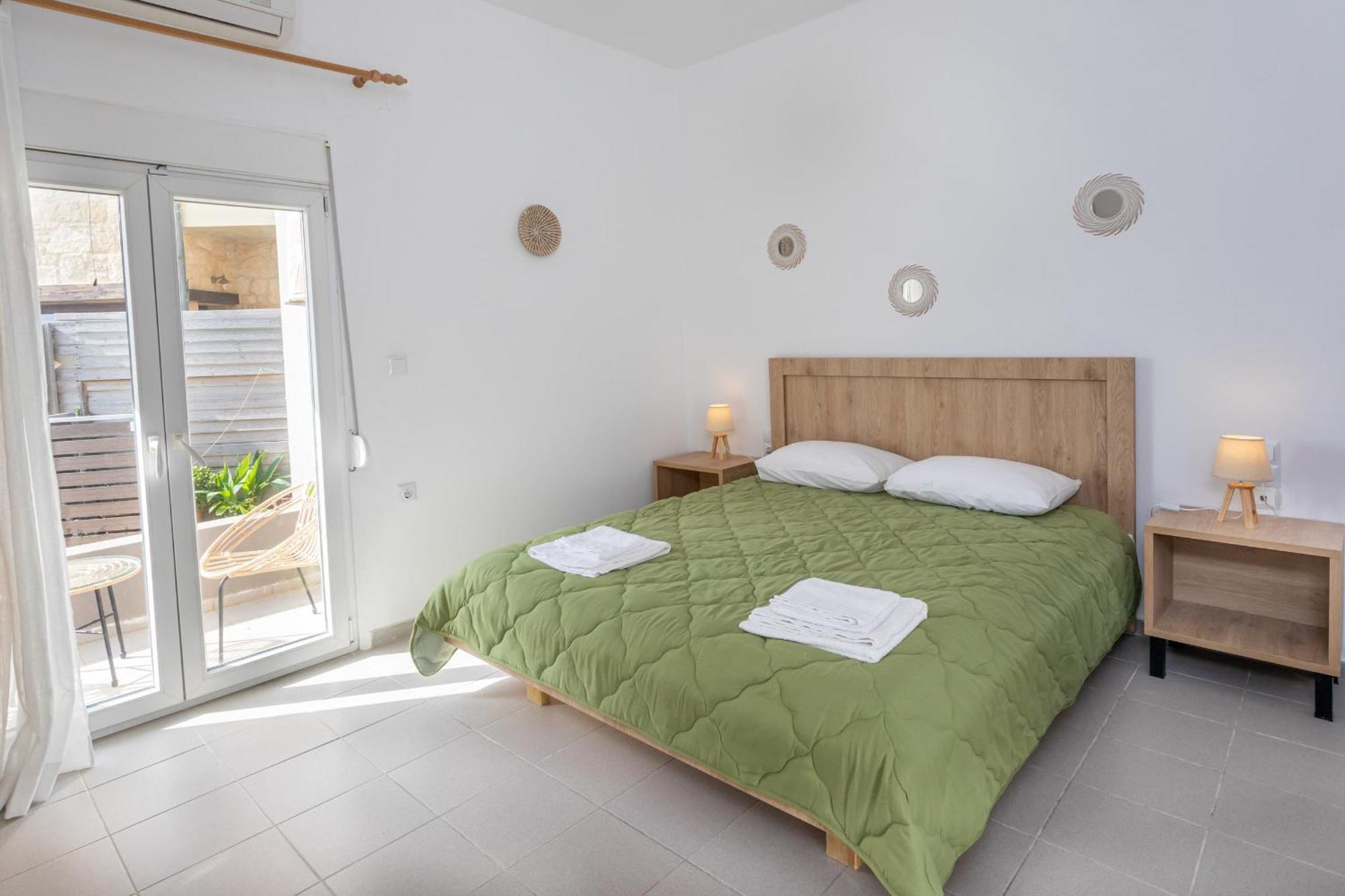 Dionysiasea 1 - Cozy Escape Steps From The Beach! Gazi Exterior foto